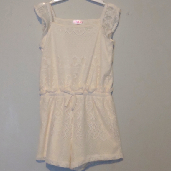 Girls Cream Colored Romper. Never worn! - Picture 1 of 2